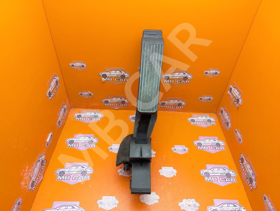 Педаль газа электронная MERCEDES-BENZ C-класс W203/S203/CL203 (2000 - 2004) фото 1 &mdash; Разборка Мерседес