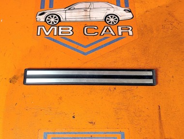 Накладка порога внутренняя MERCEDES-BENZ E-класс W210/S210 рестайлинг (1999 - 2003) E 200 2.0 MT (163 л.с.) &mdash; Разборка Мерседес