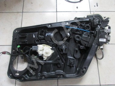 Стеклоподъемник передний правый MERCEDES-BENZ A-класс AMG W176 (2013 - 2015) — Разборка Мерседес