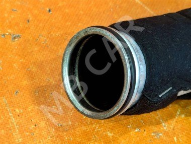 Патрубок интеркулера MERCEDES-BENZ GLE-класс V167 (2018 - 2024) — Разборка Мерседес