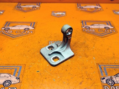 Петля двери MERCEDES-BENZ A-класс W168 рестайлинг (2001 - 2004) A 210 2.1 AT (140 л.с.) &mdash; Разборка Мерседес