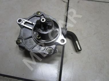 Насос вакуумный MERCEDES-BENZ Vito W638 (1996 - 2003) — Разборка Мерседес