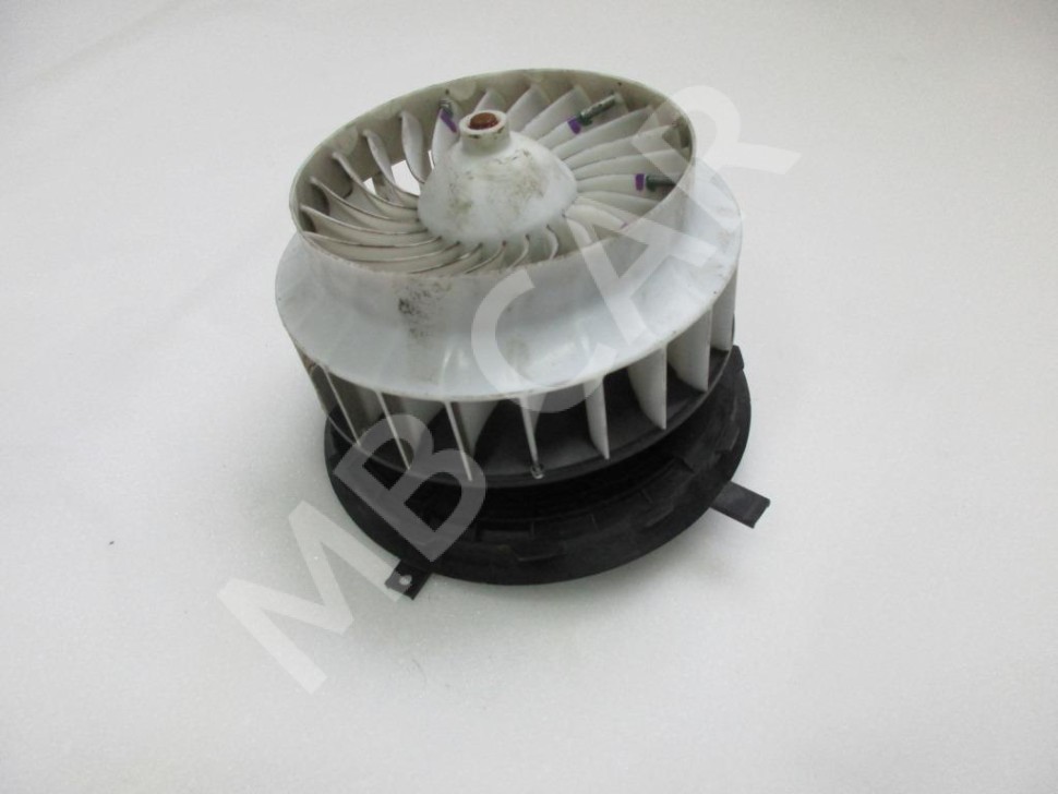 Моторчик печки MERCEDES-BENZ C-класс W205/S205/C205/A205 (2014 - 2018) фото 1 — Разборка Мерседес