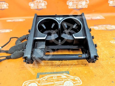 Подстаканник MERCEDES-BENZ GLE-класс V167 (2018 - 2024) — Разборка Мерседес