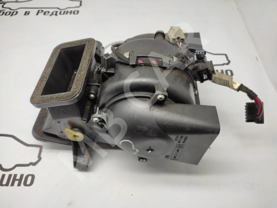 Моторчик отопителя MERCEDES-BENZ M-класс W163 рестайлинг (2001 - 2005) фото 1 &mdash; Разборка Мерседес