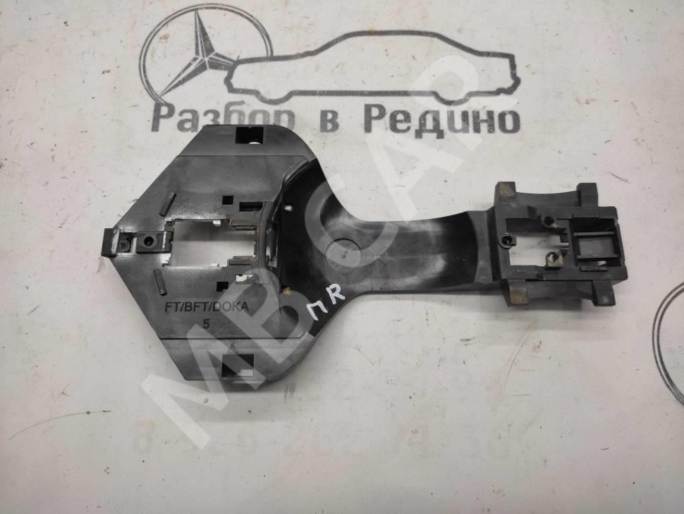 Ответная часть замка двери MERCEDES-BENZ Sprinter W906 (2006 - 2019) фото 1 &mdash; Разборка Мерседес