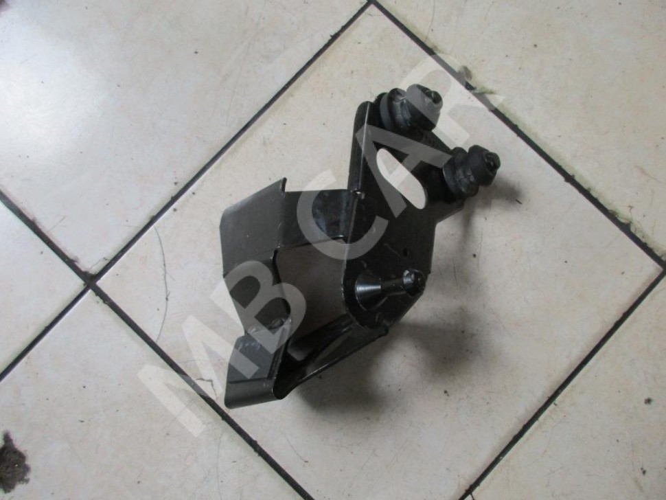 Кронштейн блока ABS MERCEDES-BENZ M-класс W164 (2005 - 2008) фото 1 &mdash; Разборка Мерседес