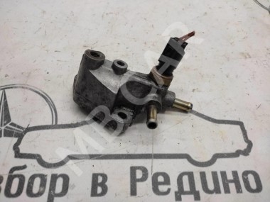 Кронштейн топливной рампы MERCEDES-BENZ Vito W638 (1996 - 2003) — Разборка Мерседес