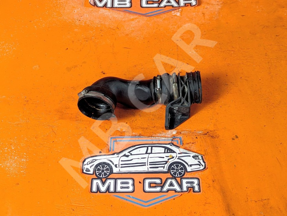 Патрубок интеркулера MERCEDES-BENZ C-класс W203/S203/CL203 рестайлинг (2004 - 2008) фото 1 &mdash; Разборка Мерседес