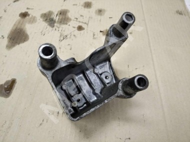 Кронштейн MERCEDES-BENZ Vito W639 (2003 - 2010) — Разборка Мерседес