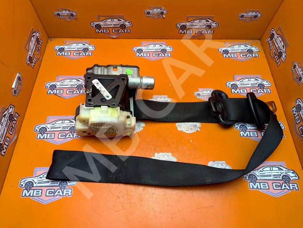 Ремень безопасности передний правый MERCEDES-BENZ C-класс W203/S203/CL203 (2000 - 2004) фото 1 — Разборка Мерседес