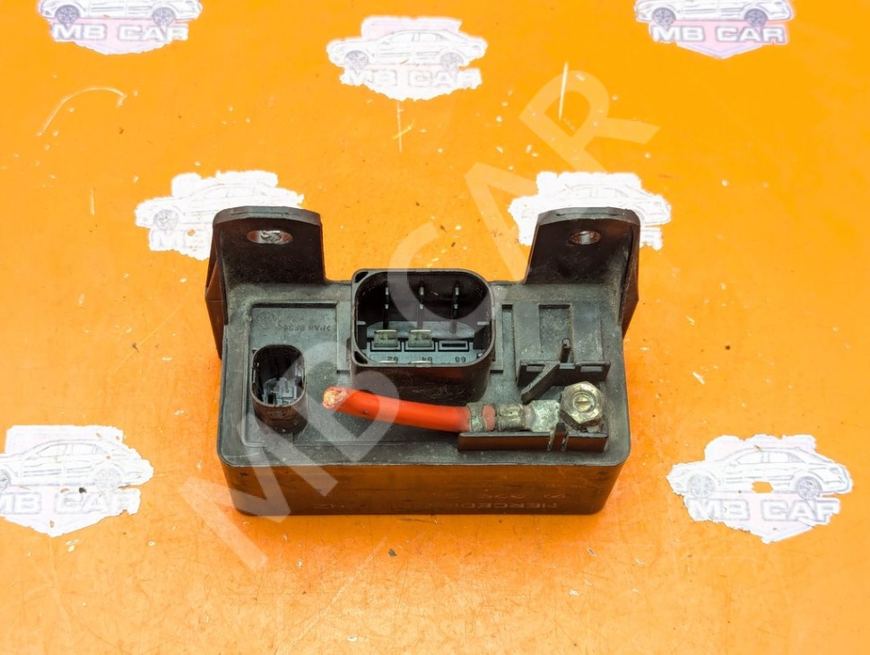 Реле свечей накала MERCEDES-BENZ Vito W638 (1996 - 2003) фото 1 &mdash; Разборка Мерседес