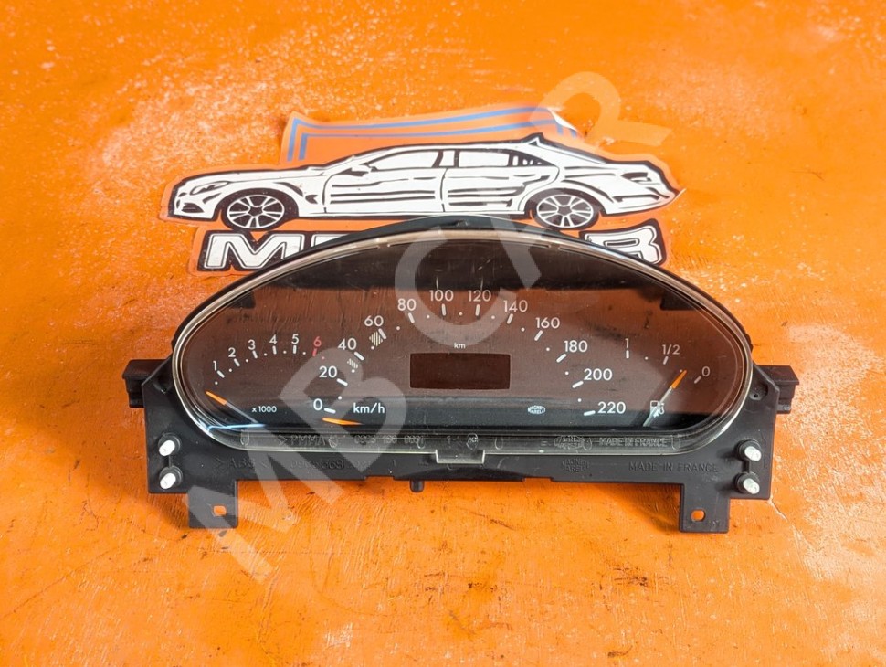 Щиток приборов MERCEDES-BENZ A-класс W168 рестайлинг (2001 - 2004) фото 1 &mdash; Разборка Мерседес