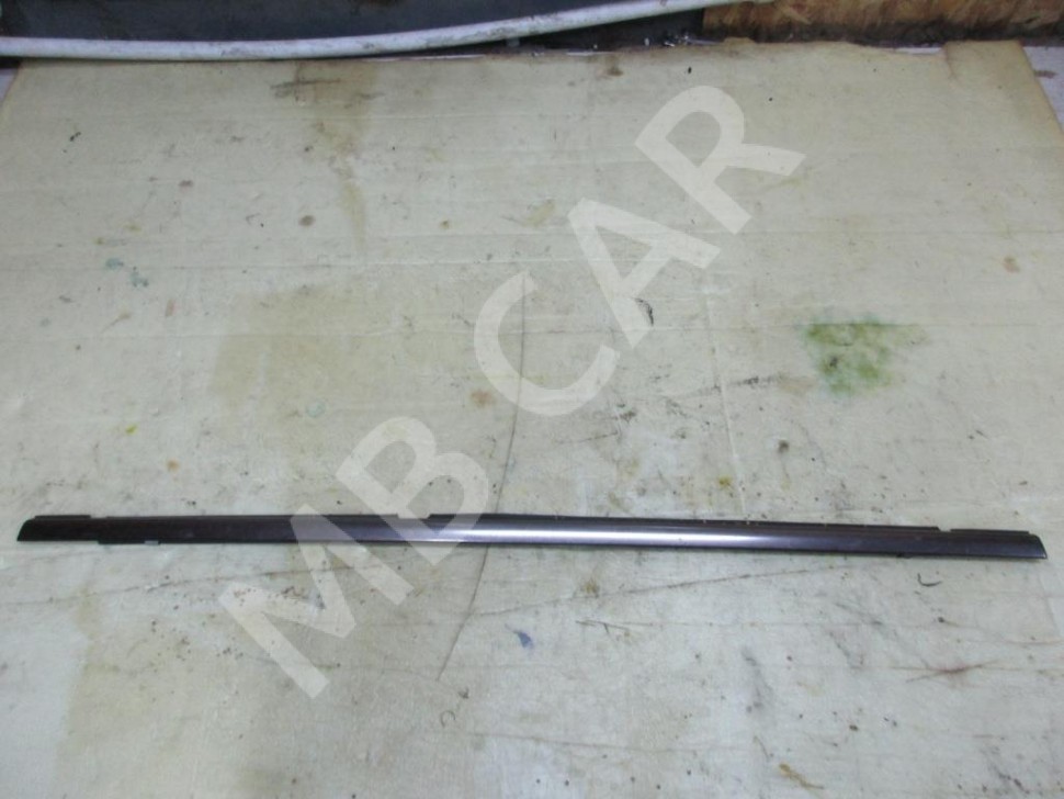 Молдинг стекла двери MERCEDES-BENZ C-класс W203/S203/CL203 (2000 - 2004) фото 1 &mdash; Разборка Мерседес