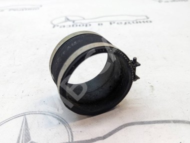 Шланг впускного колектора MERCEDES-BENZ C-класс W202/S202 (1993 - 1997) — Разборка Мерседес