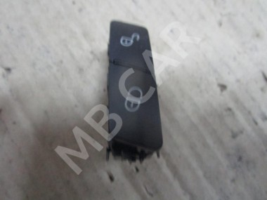 Кнопка центрального замка MERCEDES-BENZ GLE-класс AMG Coupe C292 (2015 - 2019) — Разборка Мерседес