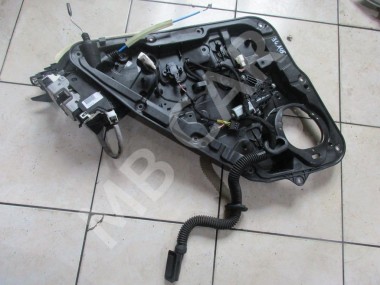 Стеклоподъемник задний левый MERCEDES-BENZ A-класс AMG W176 (2013 - 2015) — Разборка Мерседес