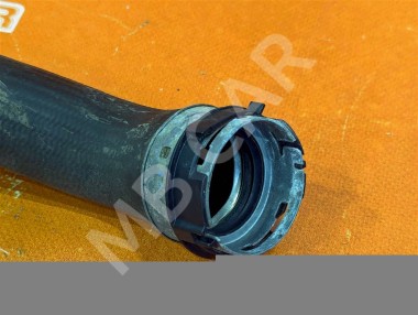 Патрубок ОЖ MERCEDES-BENZ GLE-класс V167 (2018 - 2024) — Разборка Мерседес