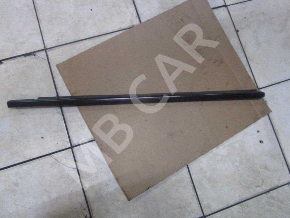 Молдинг стекла двери MERCEDES-BENZ E-класс W211/S211 (2002 - 2006) фото 1 &mdash; Разборка Мерседес