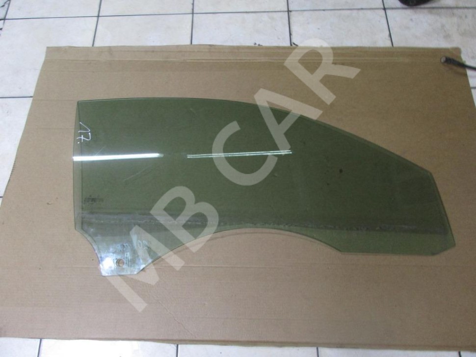 Стекло переднее правое MERCEDES-BENZ CLK-класс C209/A209 (2002 - 2005) фото 1 — Разборка Мерседес