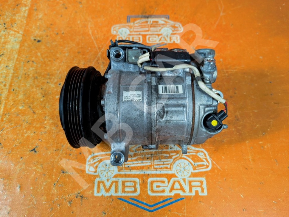 Компрессор кондиционера MERCEDES-BENZ A-класс AMG W176 (2013 - 2015) фото 1 &mdash; Разборка Мерседес