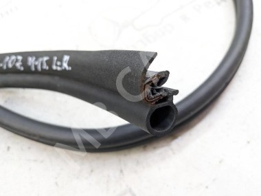 Уплотнитель дверного проема ( на кузове ) MERCEDES-BENZ Citan W415 (2012 - 2021) — Разборка Мерседес