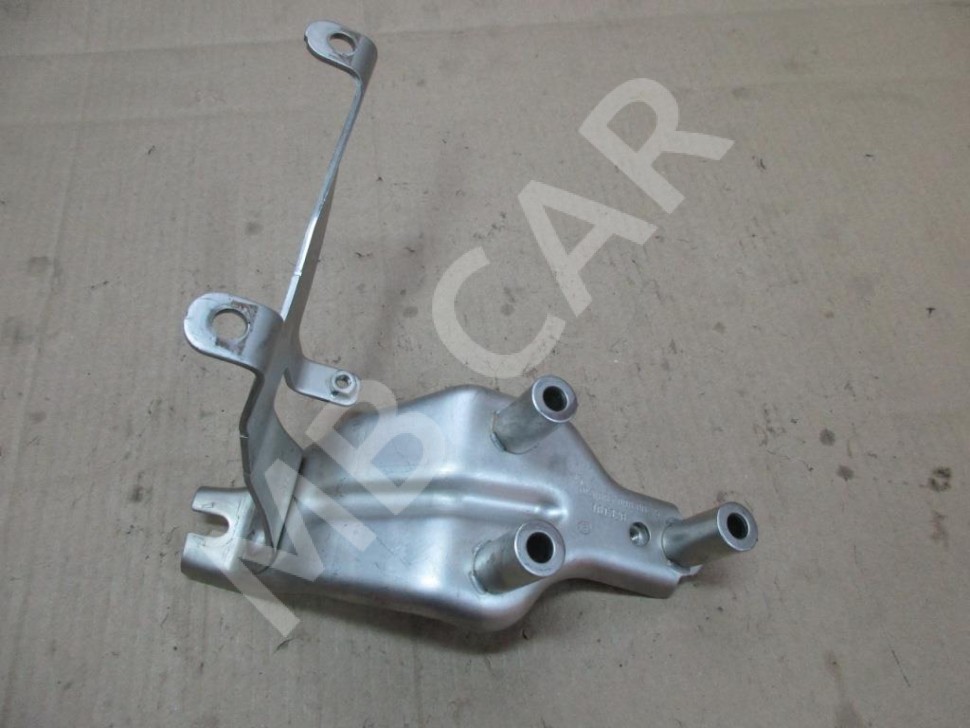 Кронштейн турбины MERCEDES-BENZ E-класс W213/S213/C238/A238 (2016 - 2021) фото 1 — Разборка Мерседес