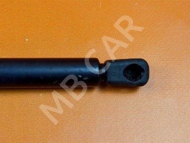 Амортизатор крышки багажника MERCEDES-BENZ A-класс W168 рестайлинг (2001 - 2004) — Разборка Мерседес