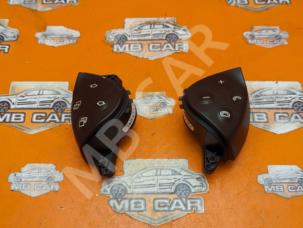 Кнопка на руле MERCEDES-BENZ E-класс AMG W211/S211 (2002 - 2006) фото 1 &mdash; Разборка Мерседес