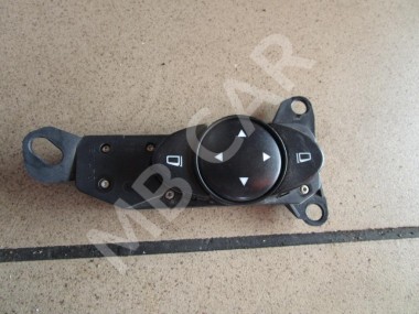 Кнопка регулировки зеркал MERCEDES-BENZ E-класс W211/S211 (2002 - 2006) — Разборка Мерседес