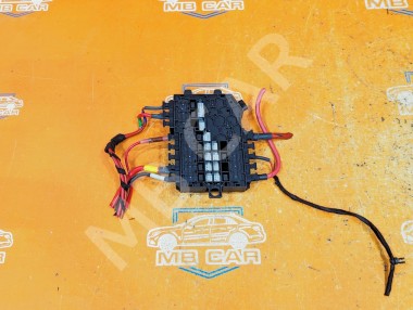 Клемник MERCEDES-BENZ C-класс W205/S205/C205/A205 (2014 - 2018) — Разборка Мерседес