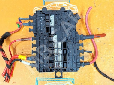 Клемник MERCEDES-BENZ C-класс W205/S205/C205/A205 (2014 - 2018) — Разборка Мерседес