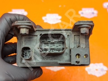 Реле свечей накала MERCEDES-BENZ Vito W638 (1996 - 2003) &mdash; Разборка Мерседес