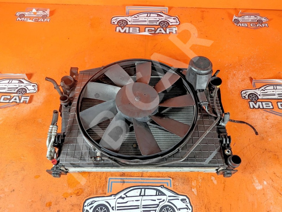 Кассета радиаторов MERCEDES-BENZ S-класс W220 (1998 - 2005) фото 1 &mdash; Разборка Мерседес