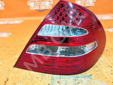 Фонарь задний правый MERCEDES-BENZ E-класс AMG W211/S211 (2002 - 2006) — Разборка Мерседес