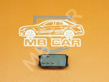 Кнопка аварийной сигнализации MERCEDES-BENZ SL-класс R129 (1989 - 1995) — Разборка Мерседес