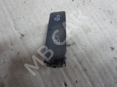 Кнопка центрального замка MERCEDES-BENZ GLE-класс AMG Coupe C292 (2015 - 2019) — Разборка Мерседес