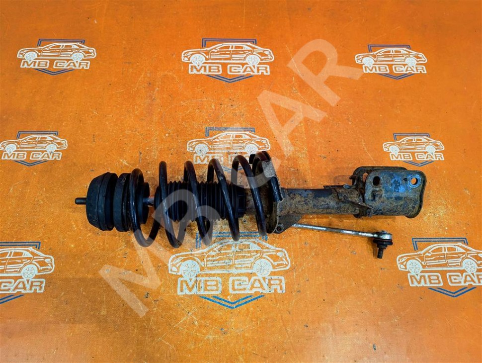 Стойка передняя MERCEDES-BENZ Vito W638 (1996 - 2003) фото 1 — Разборка Мерседес