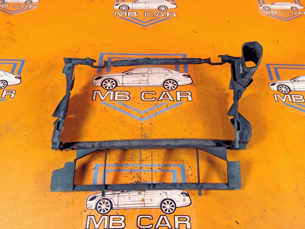 Кожух радиатора MERCEDES-BENZ E-класс W210/S210 рестайлинг (1999 - 2003) E 200 2.0 MT (163 л.с.) фото 1 &mdash; Разборка Мерседес