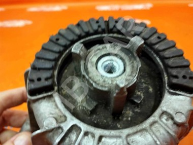 Опора двигателя MERCEDES-BENZ E-класс W212/S212/C207/A207 рестайлинг (2013 - 2016) — Разборка Мерседес