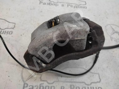 Суппорт передний правый MERCEDES-BENZ C-класс W204/S204 (2006 - 2011) — Разборка Мерседес