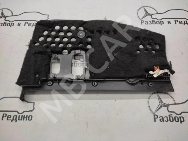 Накладка торпеды MERCEDES-BENZ M-класс W164 (2005 - 2008) — Разборка Мерседес