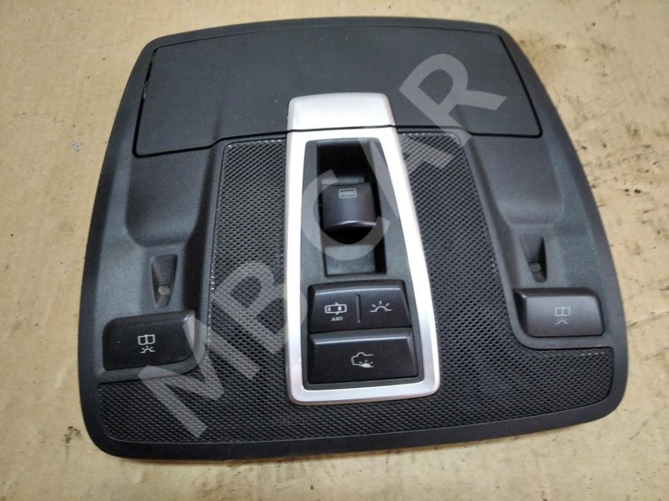 Плафон салона MERCEDES-BENZ GLE-класс W166 (2015 - 2018) фото 1 — Разборка Мерседес