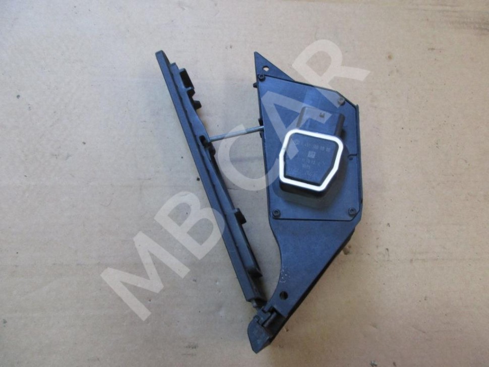 Педаль газа электронная MERCEDES-BENZ E-класс W212/S212/C207/A207 рестайлинг (2013 - 2016) фото 1 — Разборка Мерседес