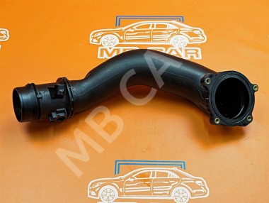 Патрубок впускного коллектора MERCEDES-BENZ C-класс W204/S204 (2006 - 2011) — Разборка Мерседес