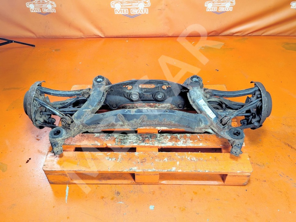Подрамник задний MERCEDES-BENZ C-класс W202/S202 (1993 - 1997) фото 1 &mdash; Разборка Мерседес