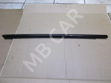 Молдинг стекла двери MERCEDES-BENZ E-класс W210/S210 (1995 - 1999) — Разборка Мерседес