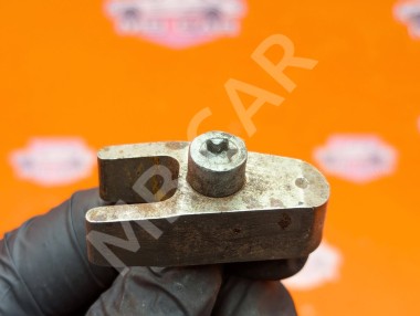 Кронштейн крепления форсунок MERCEDES-BENZ E-класс W211/S211 (2002 - 2006) &mdash; Разборка Мерседес