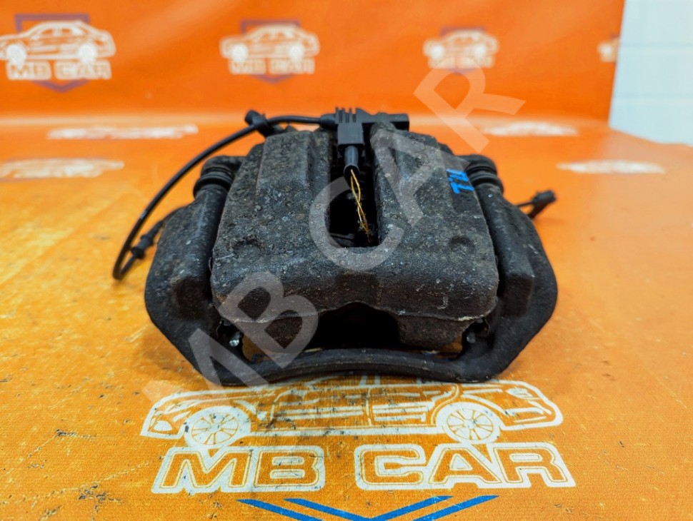 Суппорт передний левый MERCEDES-BENZ C-класс W203/S203/CL203 (2000 - 2004) фото 1 — Разборка Мерседес