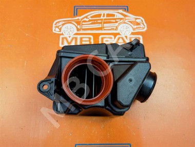 Резонатор воздушного фильтра MERCEDES-BENZ C-класс W204/S204 (2006 - 2011) — Разборка Мерседес